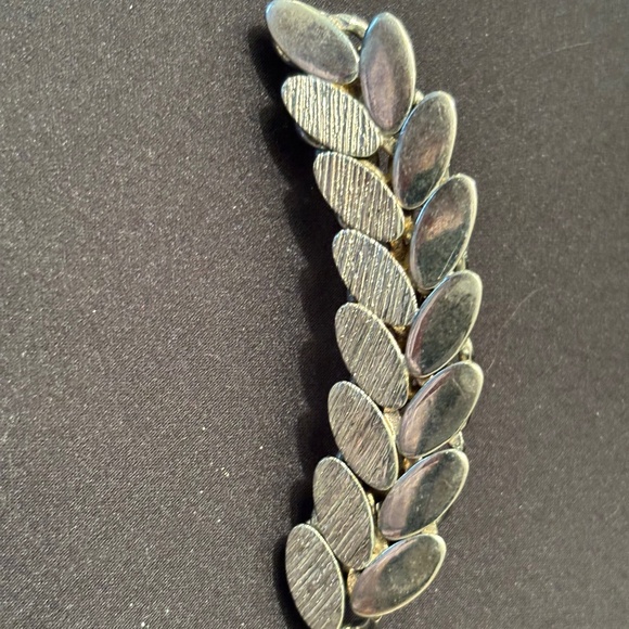 Jewelry - Olive Leaf Branch Silver Tone Brooch